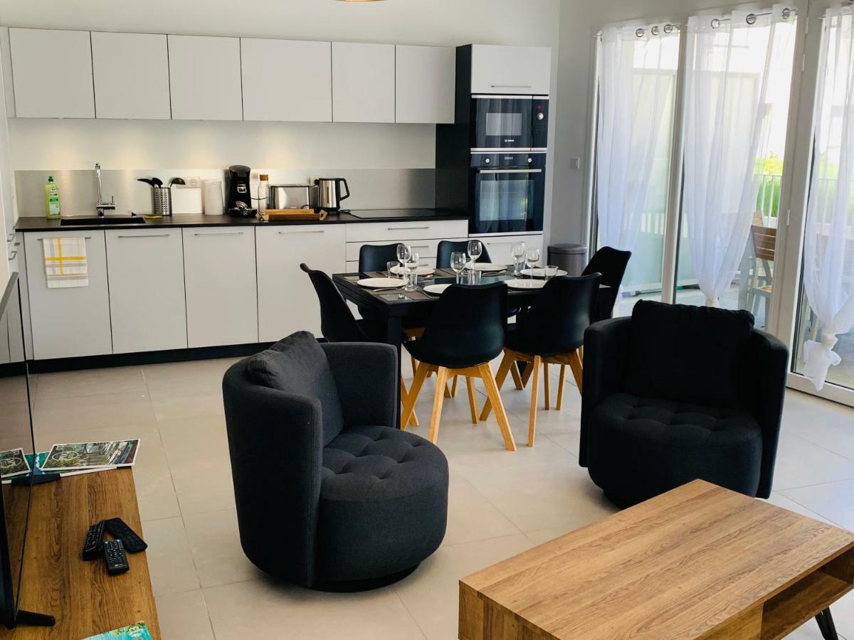Alps Cocoon Apartment Анси Екстериор снимка